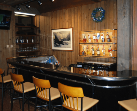 Flash Bar with Black Acrylic Panels Made for Kentucky State Parks Modular Flash Bar with Black Acrylic Panels Made for Kentucky State Parks